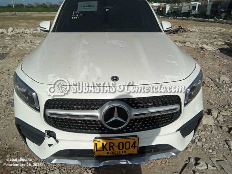 Mercedes benz Glb 200 Mod.2022 -Daños Placa - LKR004